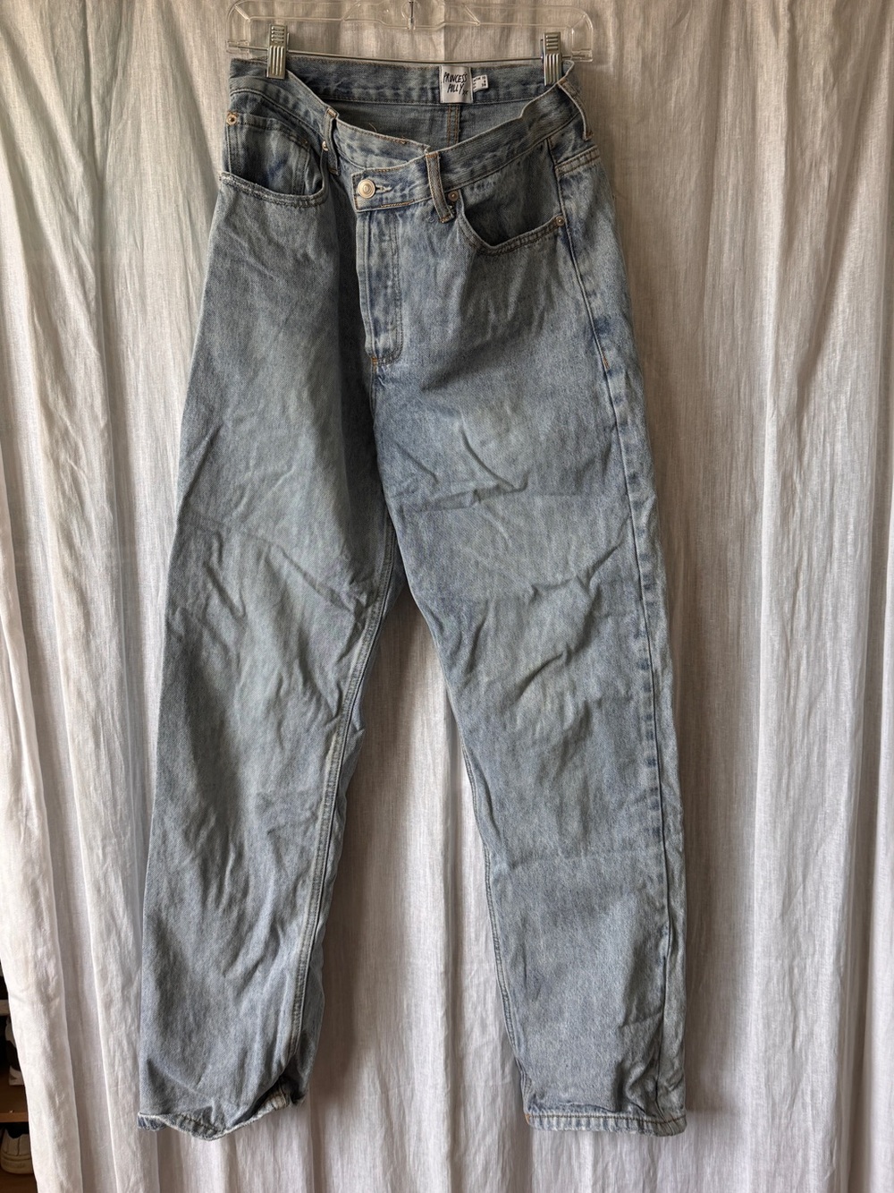 Princess Polly Light Wash crisscross Jeans